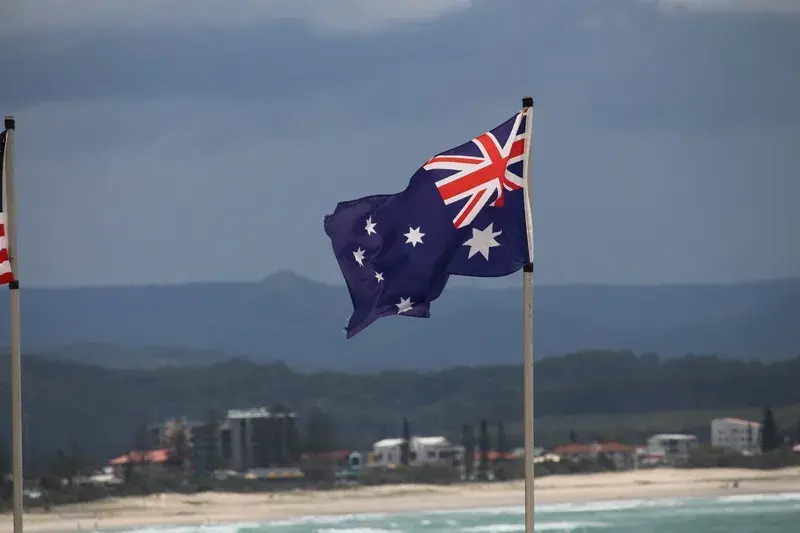 Australia’s election begins with Labor holding narrow lead as early voting starts