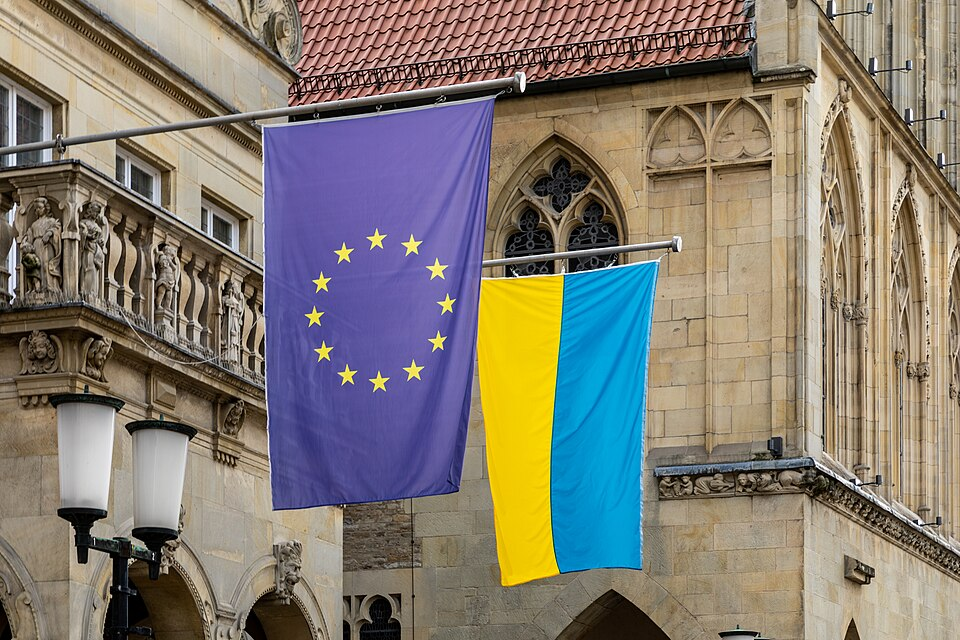 EU and Ukraine flags